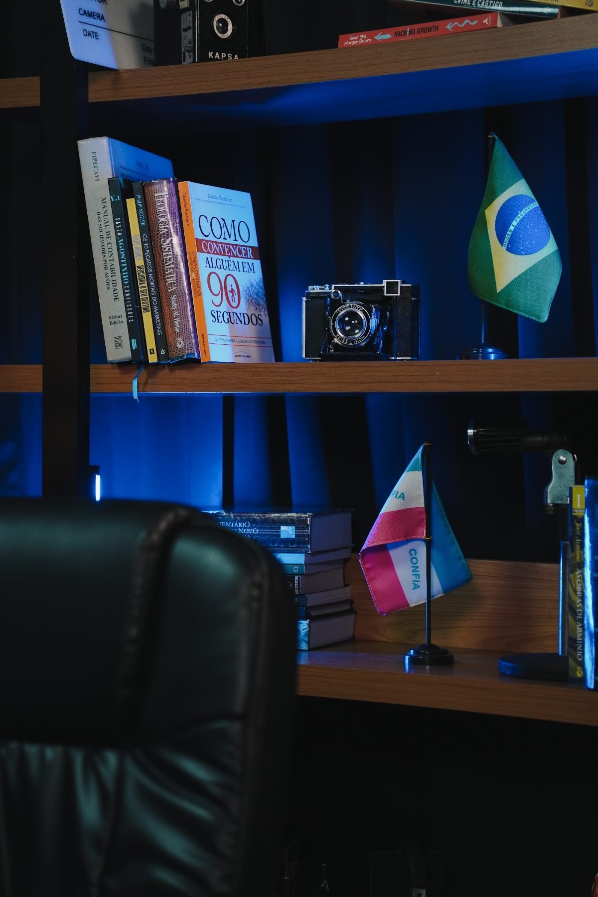 Cenário Estante — INK Studio, Vila Velha